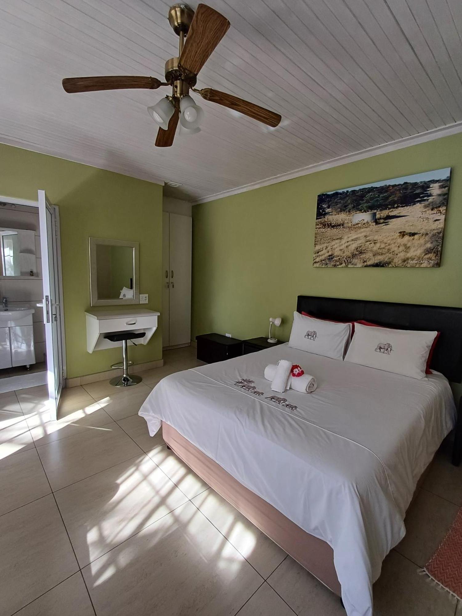 Capbon Guesthouse Windhoek Eksteriør bilde